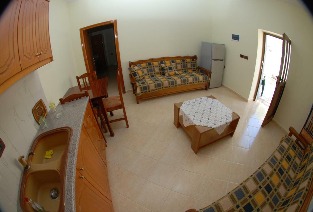 Rama Apartments Sarandë 外观 照片
