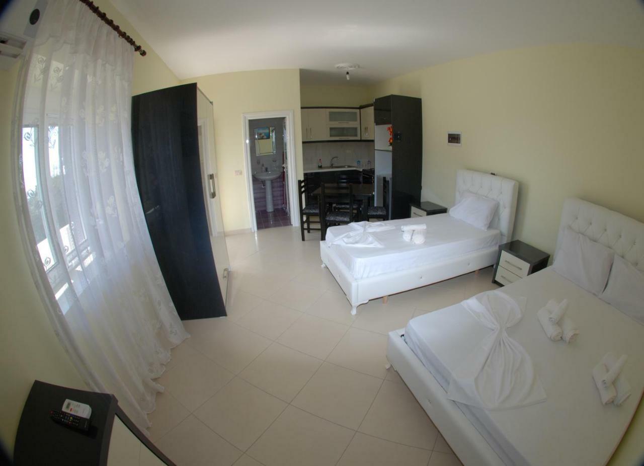Rama Apartments Sarandë 外观 照片