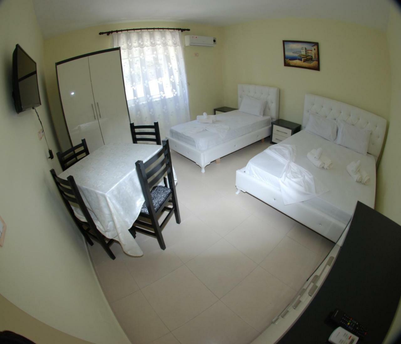 Rama Apartments Sarandë 外观 照片
