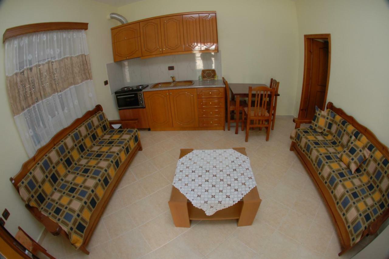 Rama Apartments Sarandë 外观 照片