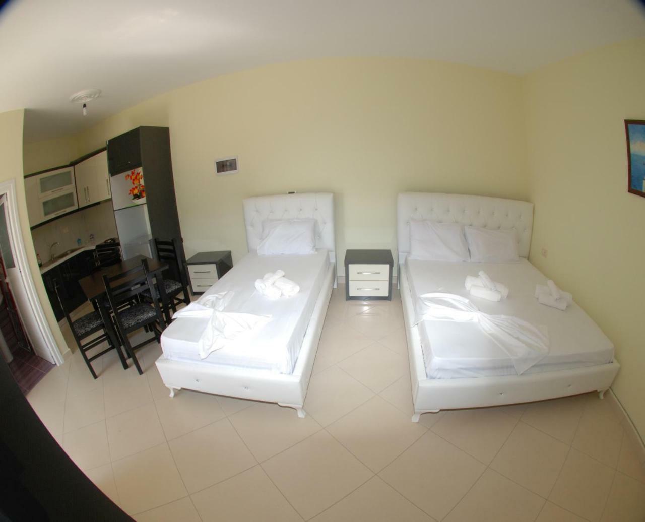 Rama Apartments Sarandë 外观 照片