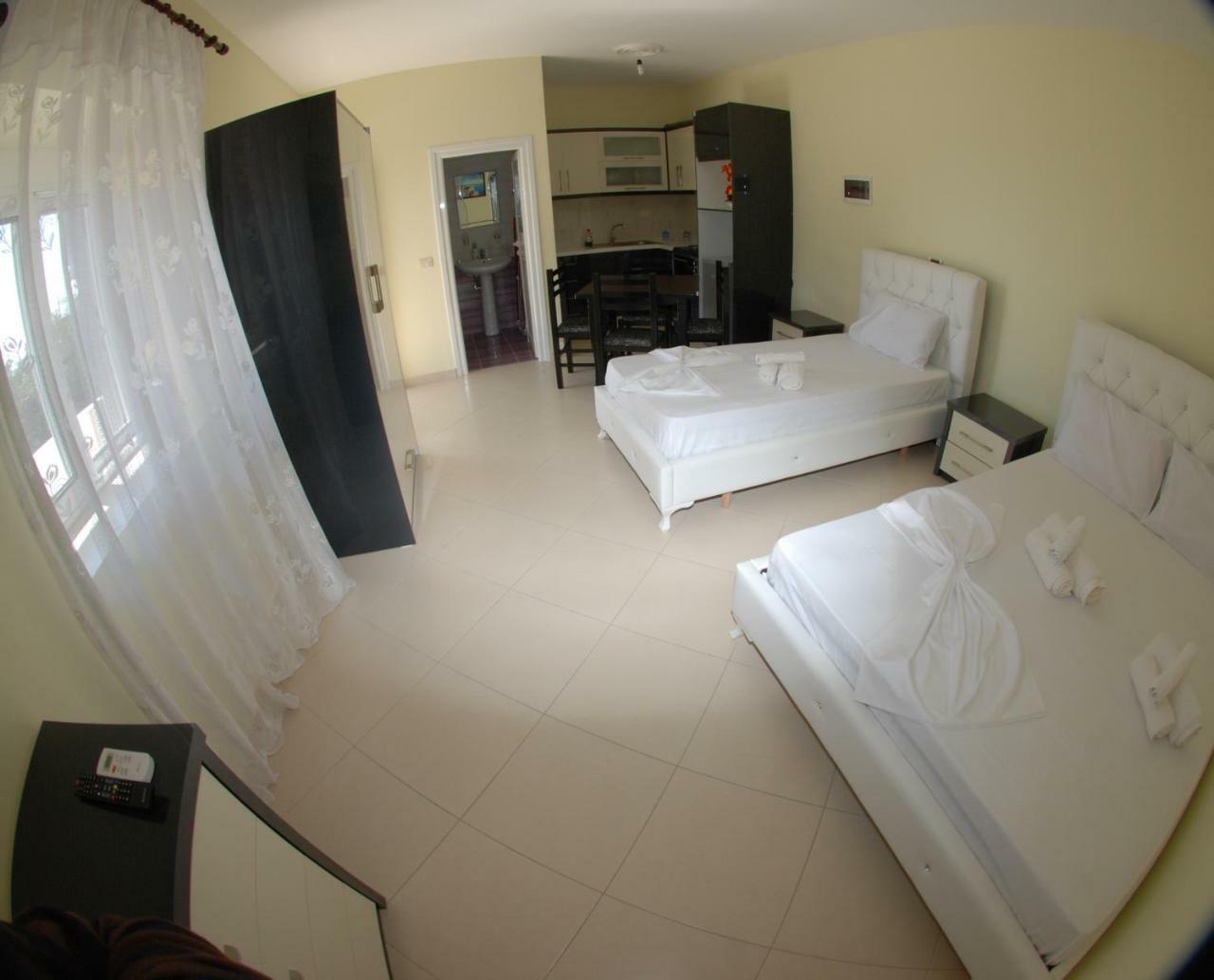 Rama Apartments Sarandë 外观 照片